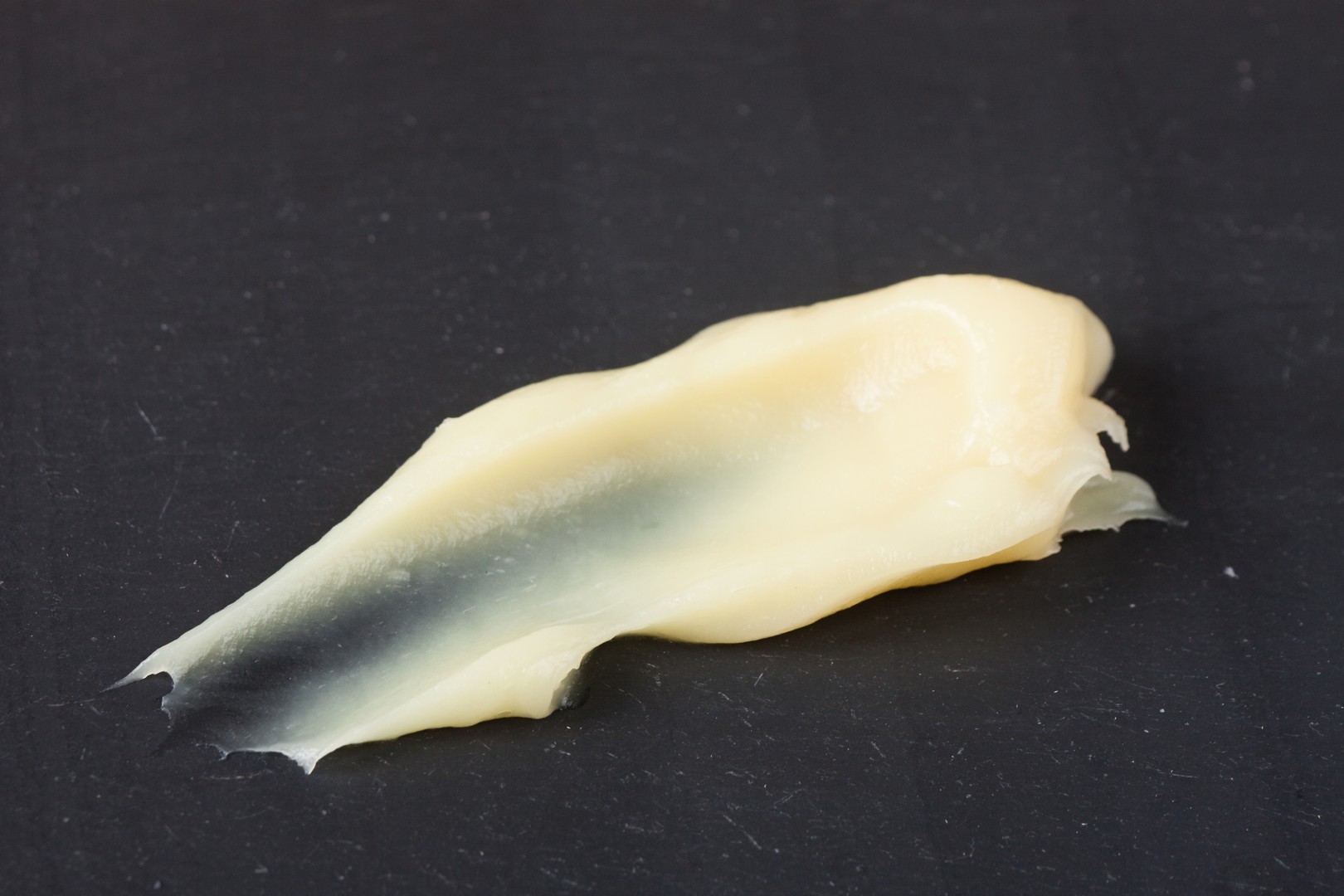 Lemon Twist flavoured filling