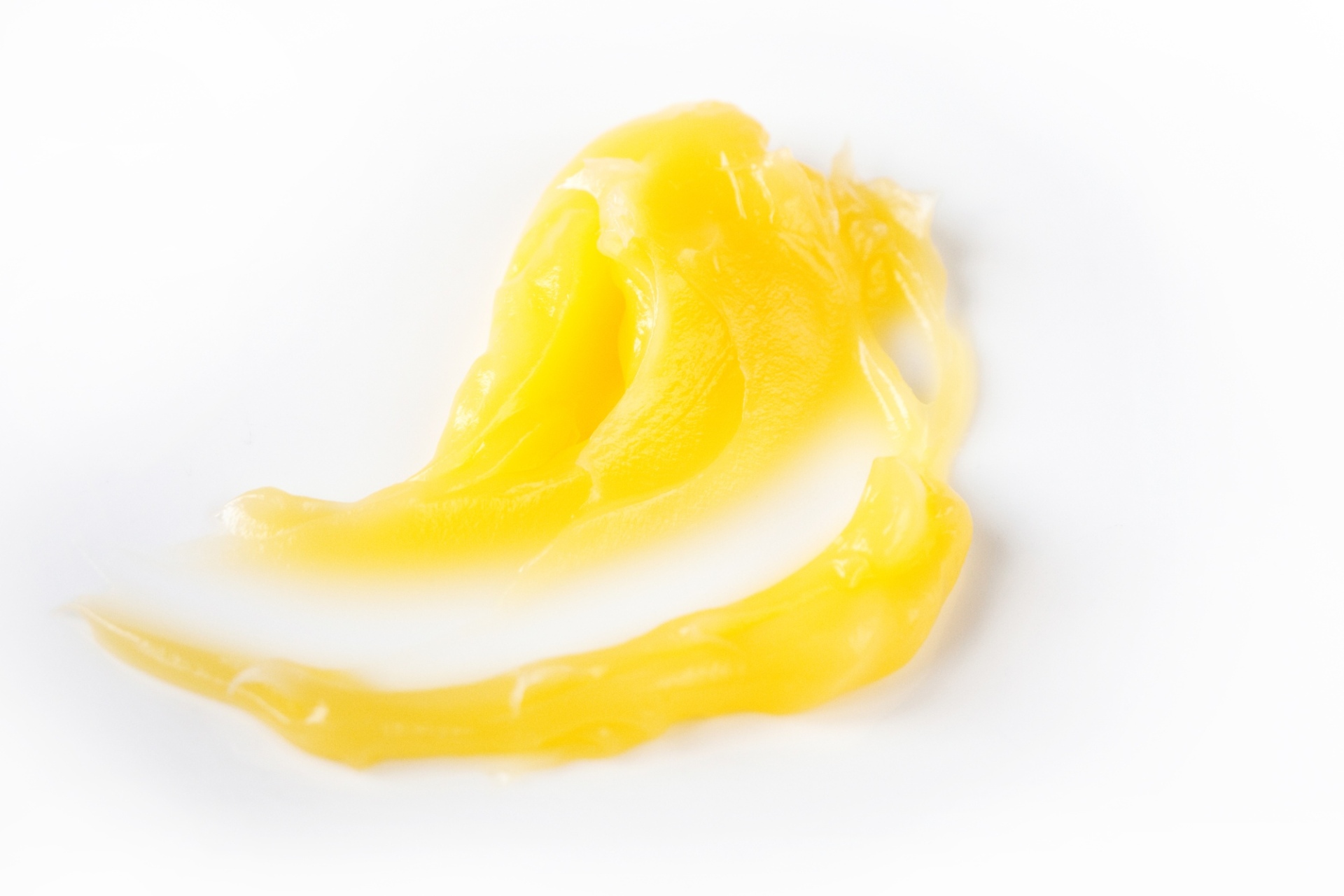 Advocaat-flavored filling